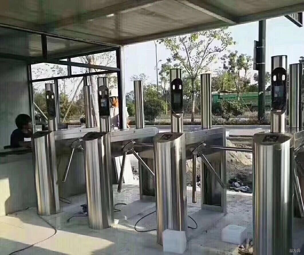 &#21315;&#20159;&#20307;&#32946;&#30331;&#24405;&#32593;&#31449;&#65288;&#20013;&#22269;&#65289;&#38598;&#22242;&#26377;&#38480;&#20844;&#21496;